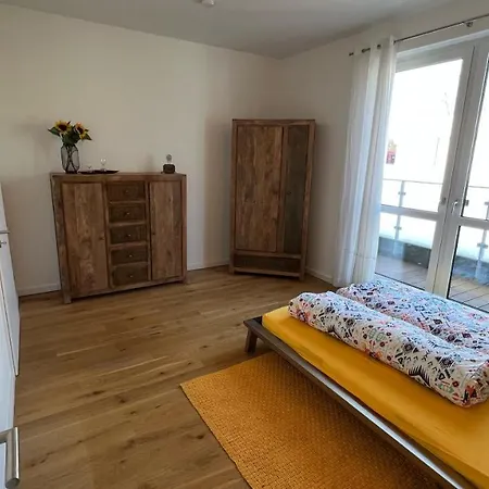 Luxus- Penthouse 180m2 Mit Aufzug Und Whirlpool